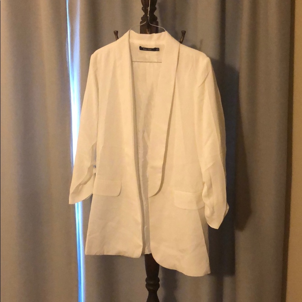 Women’s white blazer